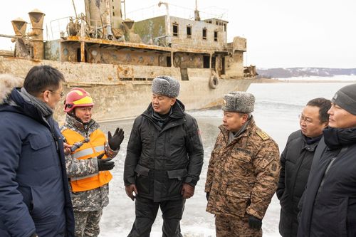 У.Хүрэлсүх: Хөвсгөл нуурын ёроолд байгаа 60 машин, техникийг 2024 онд гаргаж дуусна